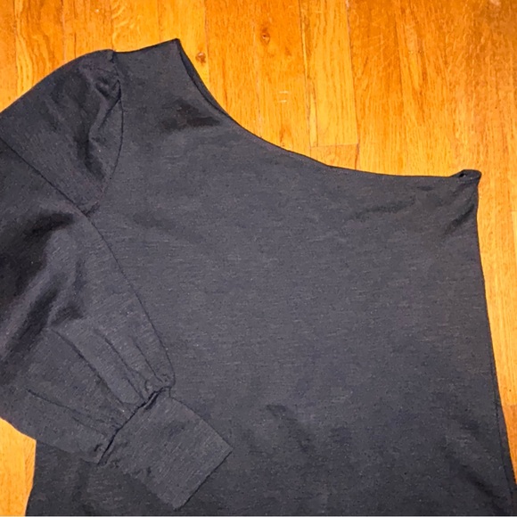 Free People Zoya One
Shoulder Dress size M NWT - Picture 3 of 11